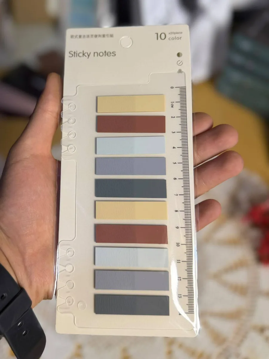 Cover of Sticky Tabs\علامات ملونة
